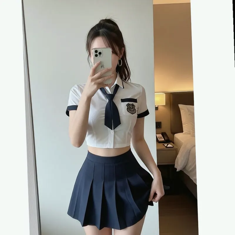 호텔 객실의 여성 이미지